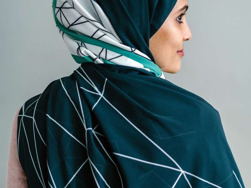Simak Keunggulan Jasa Printing Hijab Voal yang Populer di Pasaran